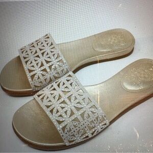 Vince Camuto Women's Moonstone Rhinestone Jewel Studded Slide Sandals; SZ:8W EUC